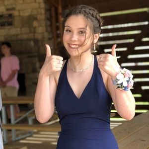 Meet your Posher, Mia